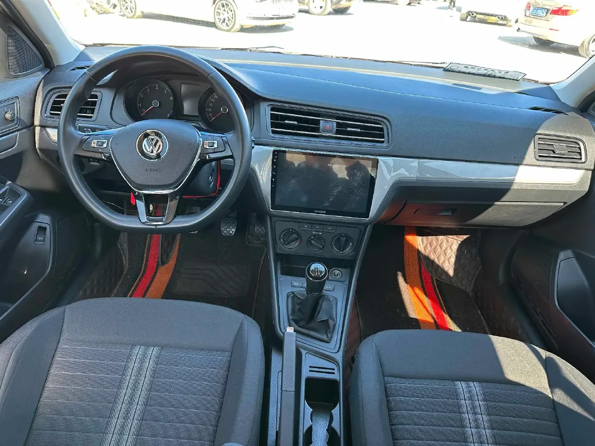 2019 Volkswagen Polo 1.5L 113HP L4 5MT,autocango,china used car exporter,china ev exporter,chinese used car exporter,chinese used ev exporter