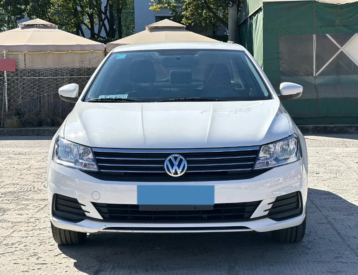 2019 Volkswagen Polo 1.5L 113HP L4 5MT,autocango,china used car exporter,china ev exporter,chinese used car exporter,chinese used ev exporter
