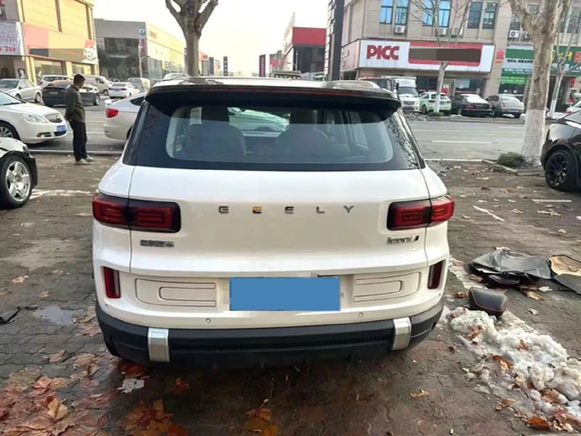 2023 Geely ICON 1.5T 181HP L4 7DCT,autocango,china used car exporter,china ev exporter,chinese used car exporter,chinese used ev exporter