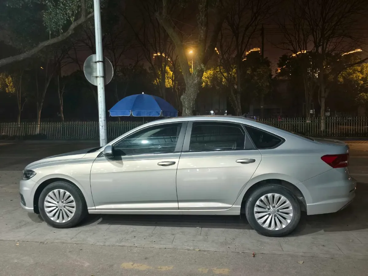 2018 Volkswagen Lavida 1.2T 116HP L4 7DCT,autocango,china used car exporter,china ev exporter,chinese used car exporter,chinese used ev exporter