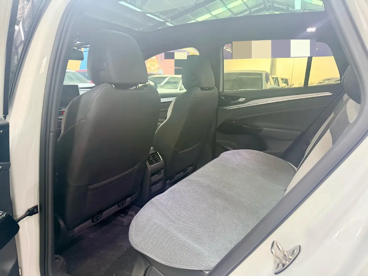 2022 Chevrolet Menlo BEV 61.1KWH,autocango,china used car exporter,china ev exporter,chinese used car exporter,chinese used ev exporter