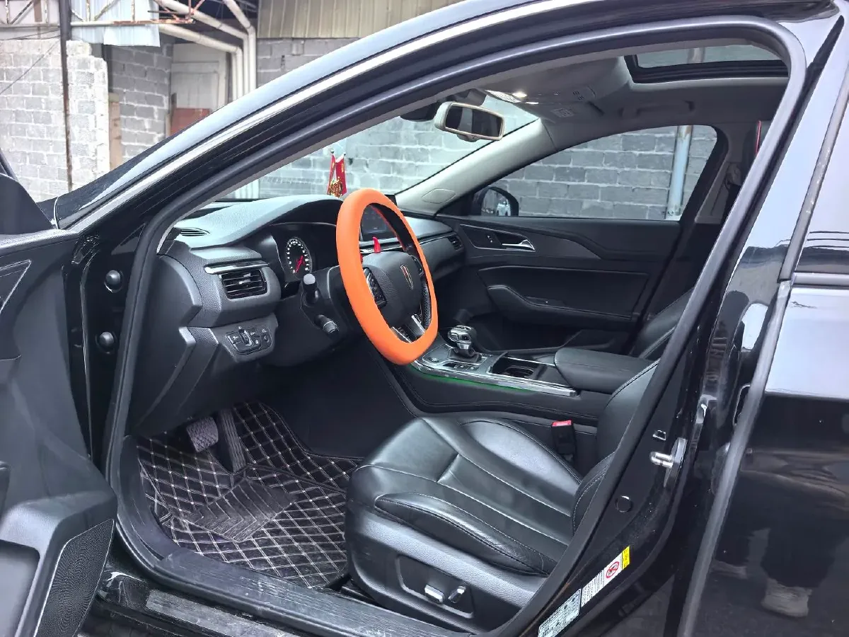 2020 HongQi H5 1.8T 197HP L4 6AT,autocango,china used car exporter,china ev exporter,chinese used car exporter,chinese used ev exporter