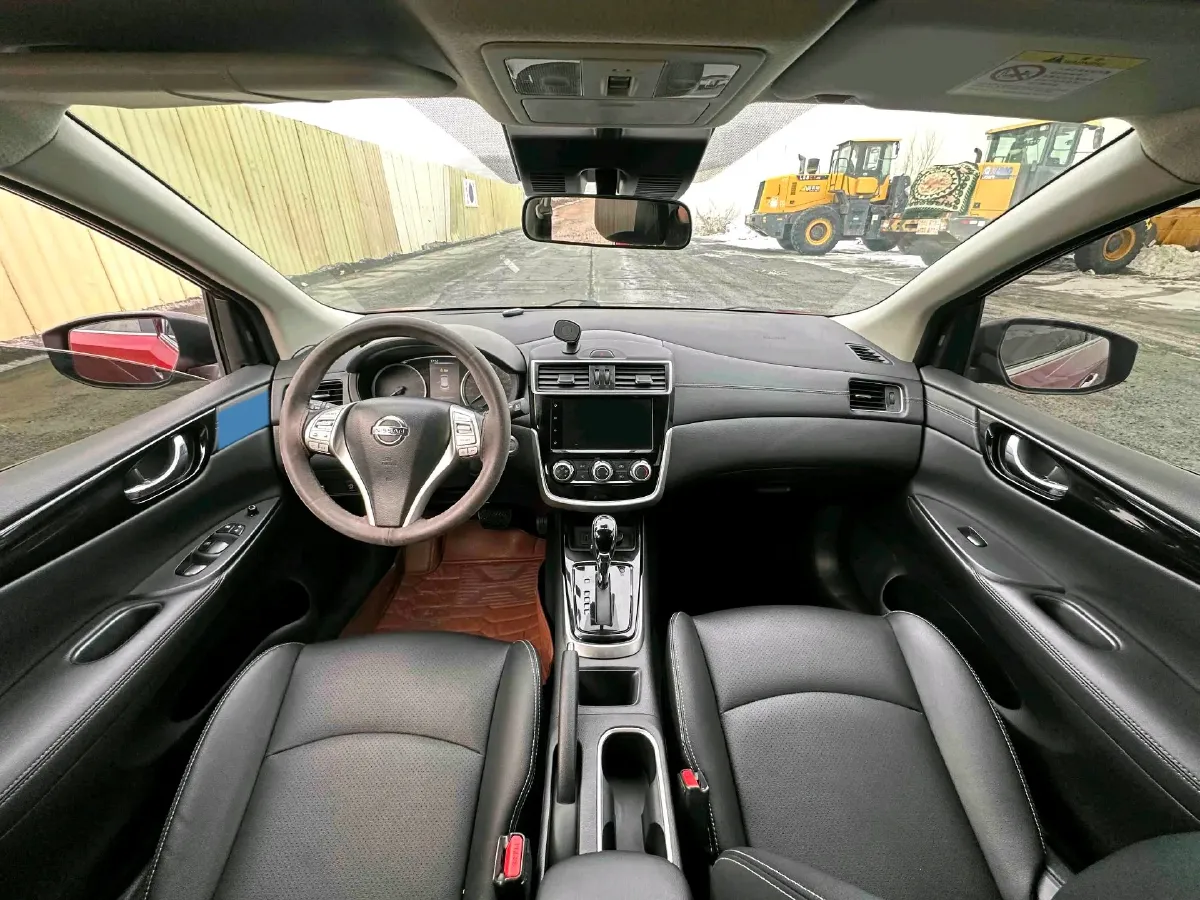 2021 Nissan Tiida 1.6L 122HP L4 CVT,autocango,china used car exporter,china ev exporter,chinese used car exporter,chinese used ev exporter
