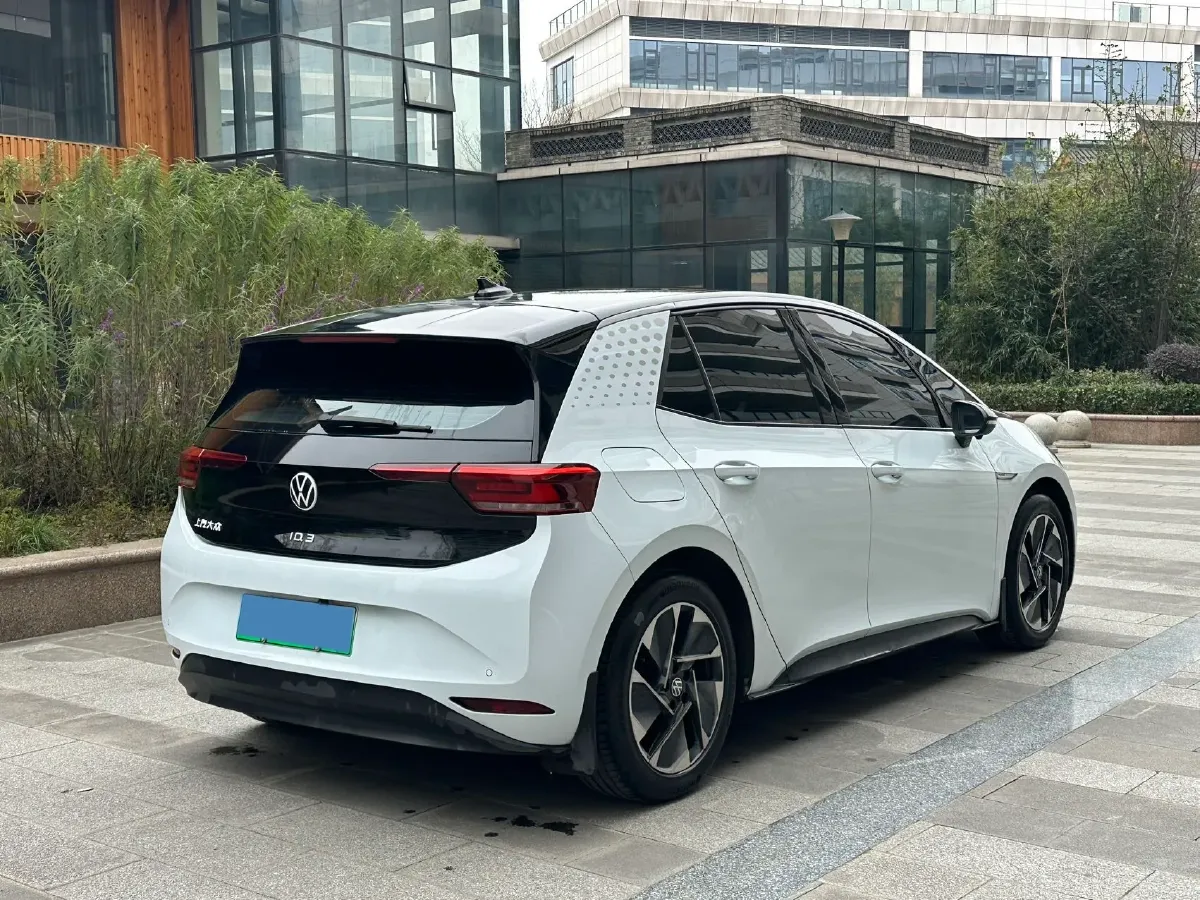 2023 Volkswagen ID.3 BEV 52.8KWH,autocango,china used car exporter,china ev exporter,chinese used car exporter,chinese used ev exporter
