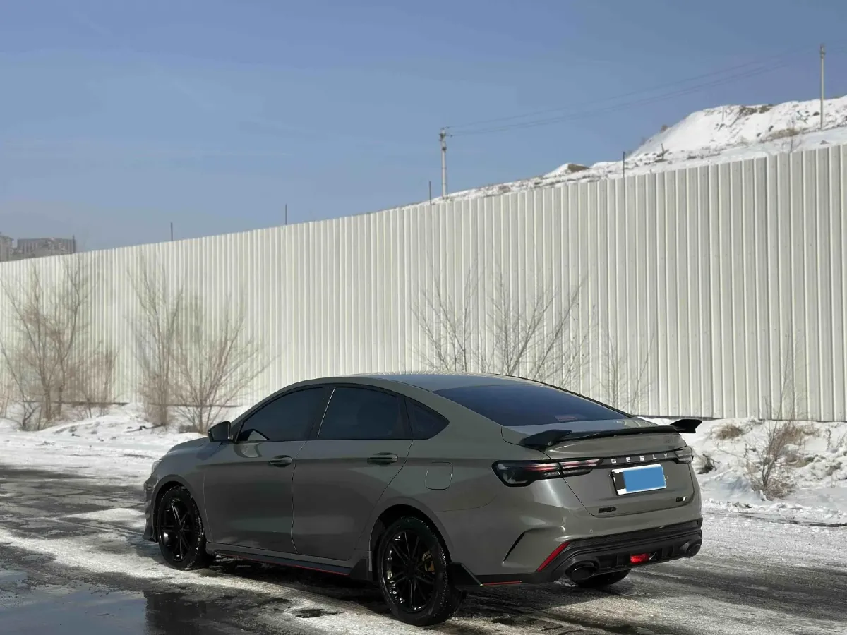 2022 Geely Binray 1.5T 181HP L4 7DCT,autocango,china used car exporter,china ev exporter,chinese used car exporter,chinese used ev exporter