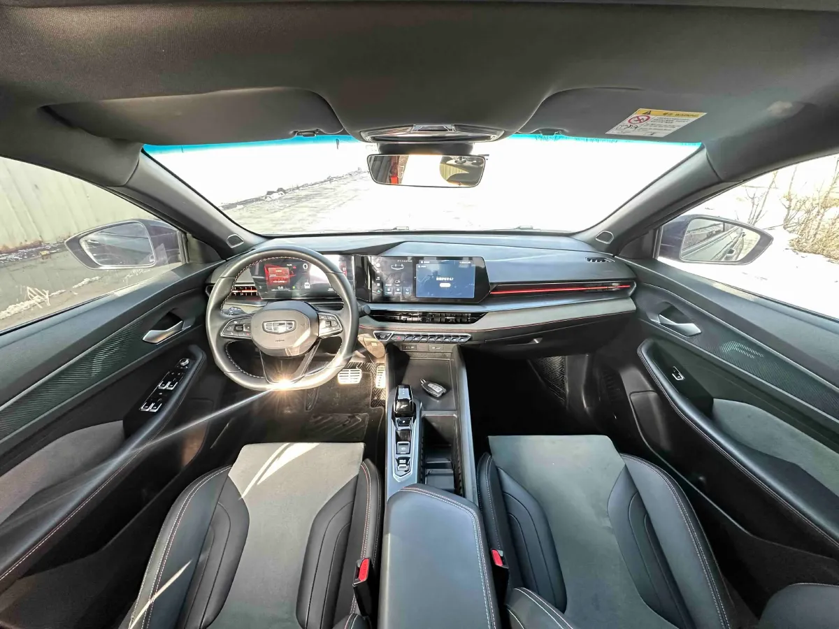 2022 Geely Binray 1.5T 181HP L4 7DCT,autocango,china used car exporter,china ev exporter,chinese used car exporter,chinese used ev exporter