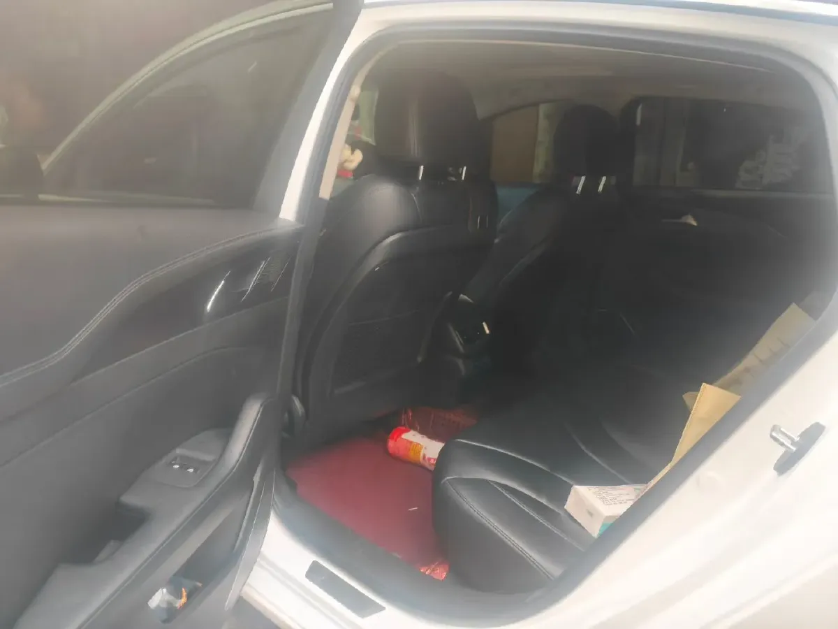 2020 HongQi H5 1.5T 169HP L4 7DCT,autocango,china used car exporter,china ev exporter,chinese used car exporter,chinese used ev exporter