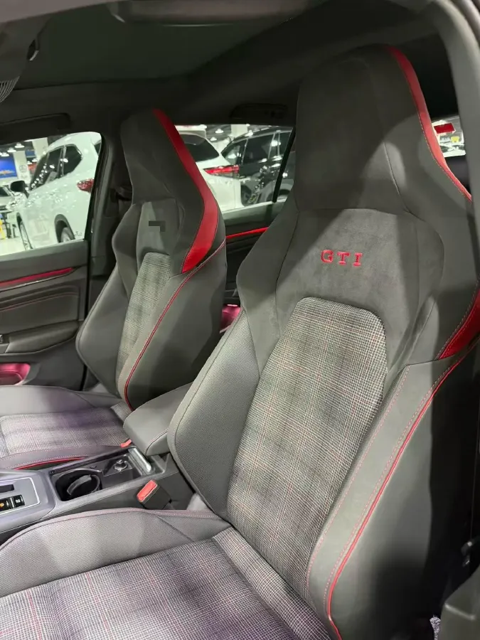 2021 Honda CR-V 1.5T 193HP L4 CVT,autocango,china used car exporter,china ev exporter,chinese used car exporter,chinese used ev exporter