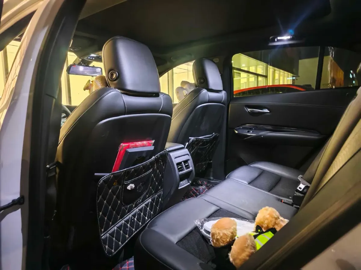 2020 Cadillac XT4 2.0T 237HP L4 9AT,autocango,china used car exporter,china ev exporter,chinese used car exporter,chinese used ev exporter