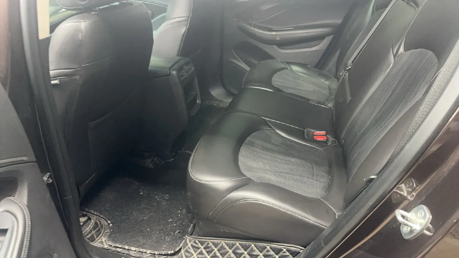 2020 Buick EnvisionPlus 1.5T 169HP L4 7DCT,autocango,china used car exporter,china ev exporter,chinese used car exporter,chinese used ev exporter