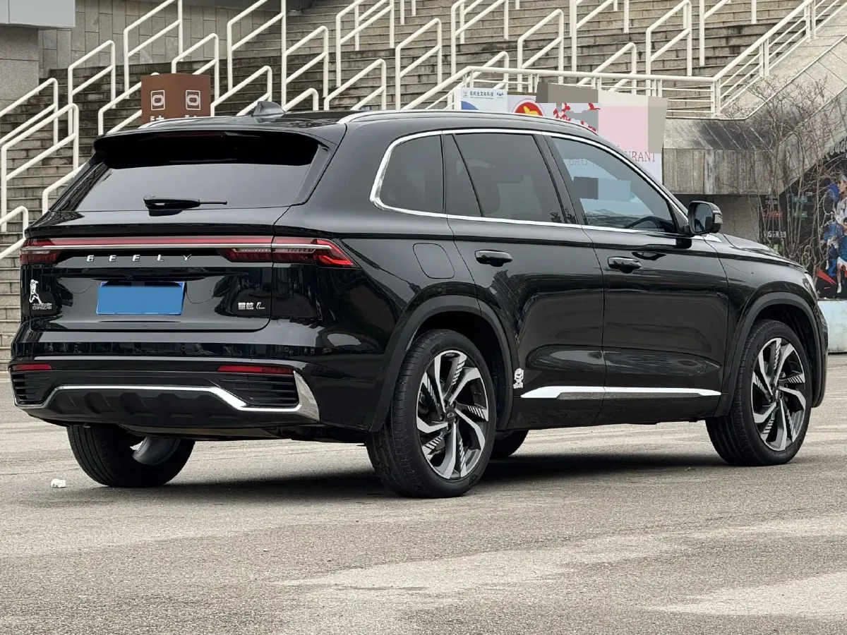 2021 Geely Monjaro 2.0T 218HP L4 7DCT,autocango,china used car exporter,china ev exporter,chinese used car exporter,chinese used ev exporter