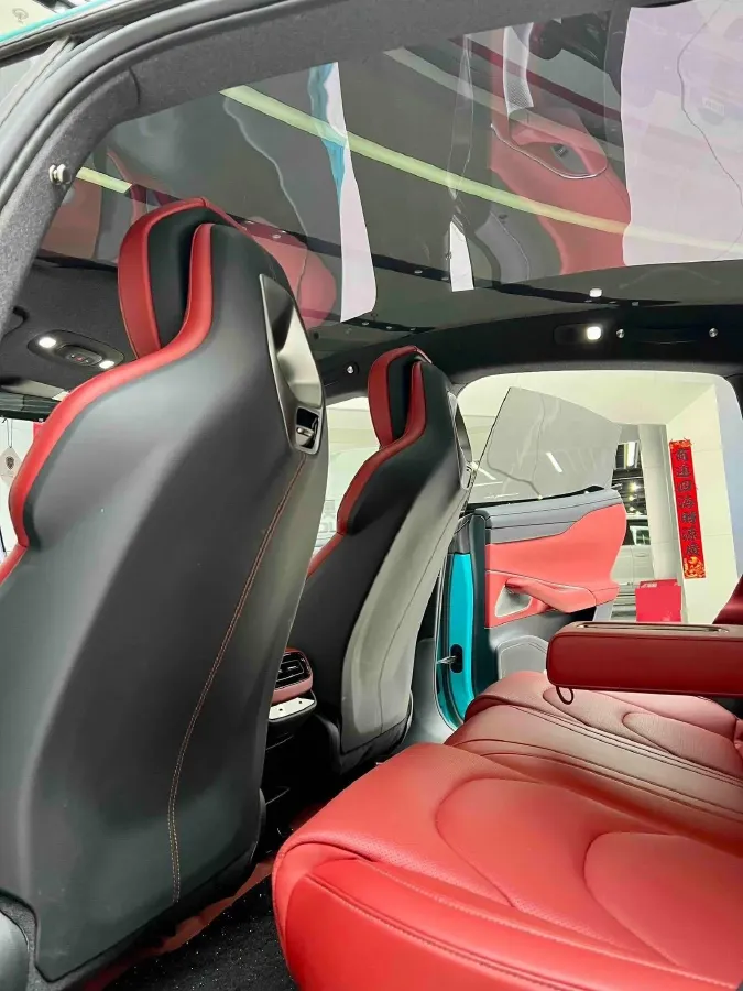 2024 MI SU7 BEV 73.6KWH,autocango,china used car exporter,china ev exporter,chinese used car exporter,chinese used ev exporter