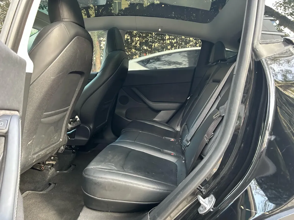 2022 Tesla Model Y BEV 60KWH,autocango,china used car exporter,china ev exporter,chinese used car exporter,chinese used ev exporter