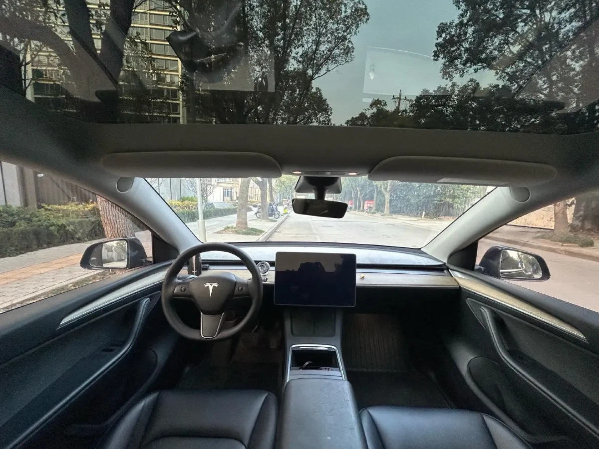 2022 Tesla Model Y BEV 60KWH,autocango,china used car exporter,china ev exporter,chinese used car exporter,chinese used ev exporter