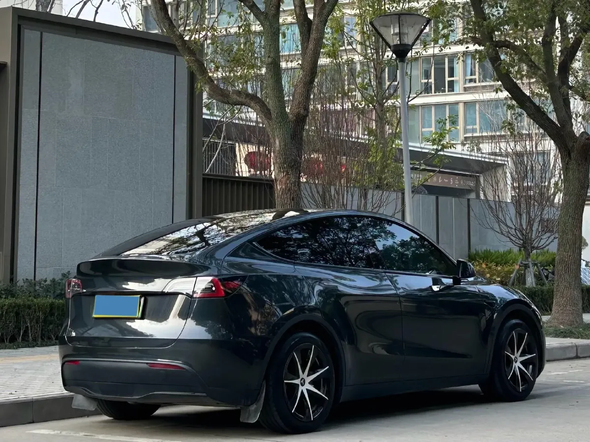 2022 Tesla Model Y BEV 60KWH,autocango,china used car exporter,china ev exporter,chinese used car exporter,chinese used ev exporter