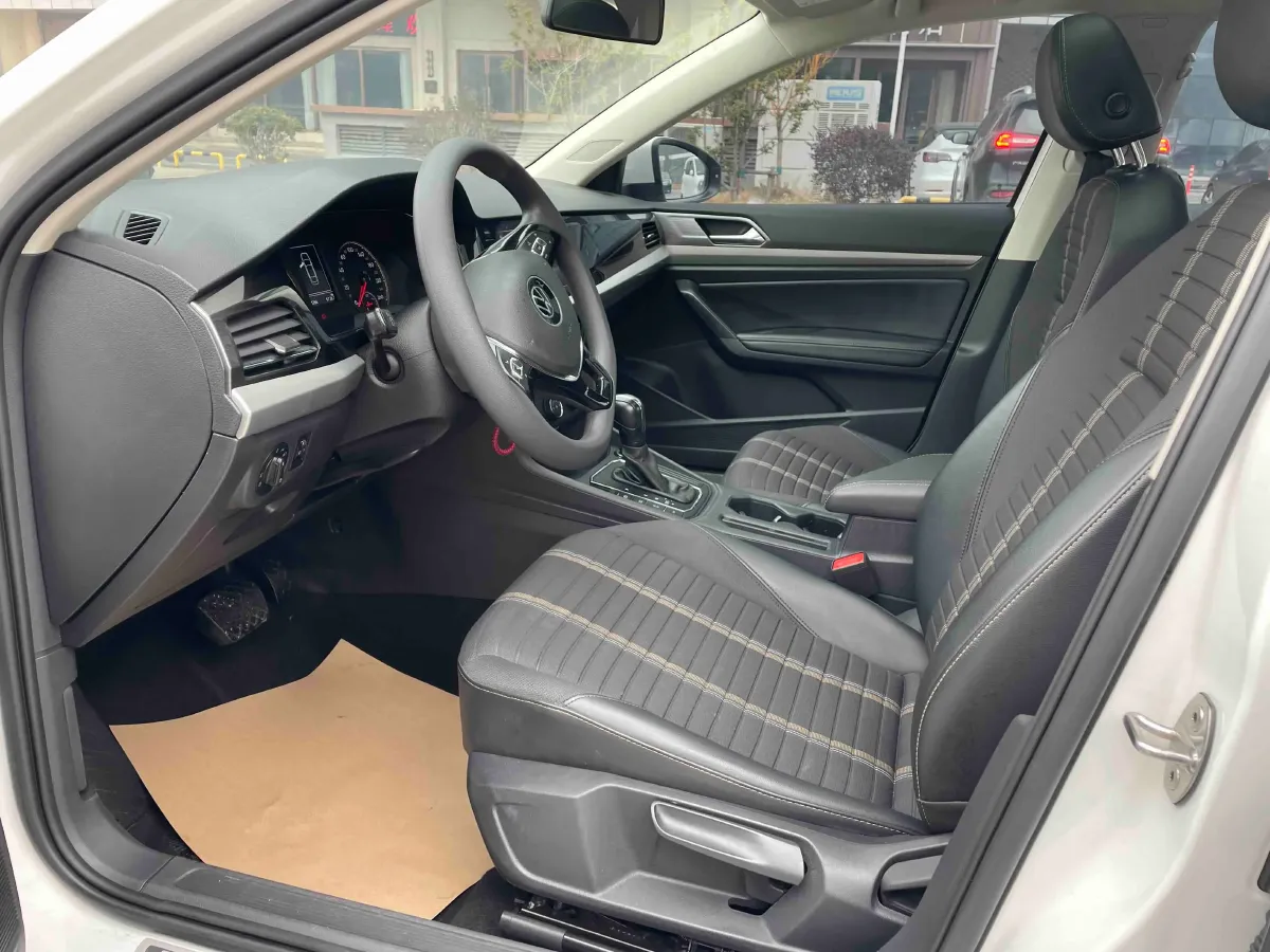 2021 Volkswagen Lavida 1.4T 150HP L4 7DCT,autocango,china used car exporter,china ev exporter,chinese used car exporter,chinese used ev exporter