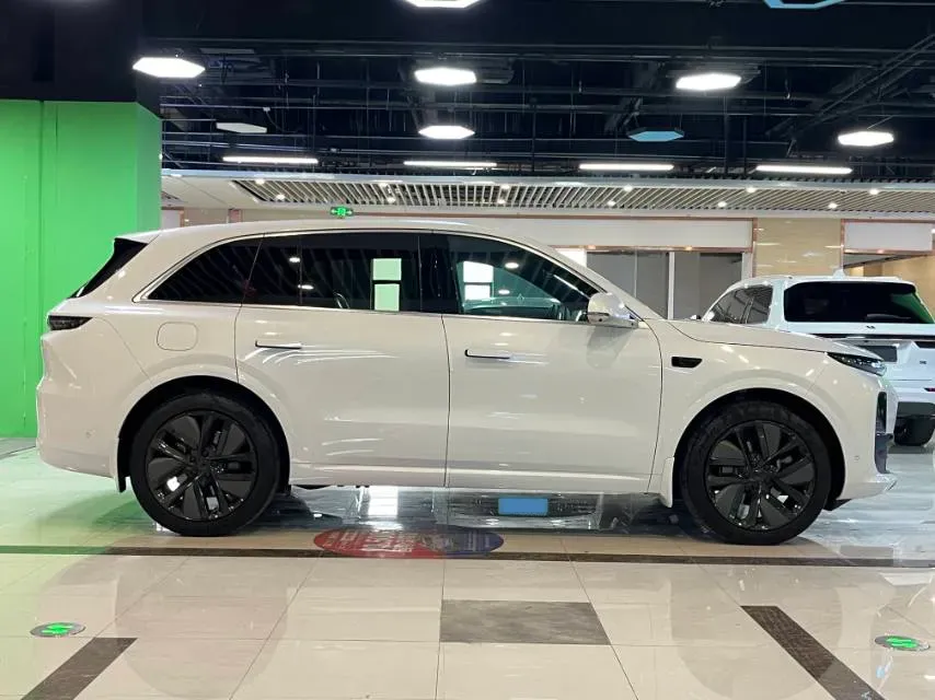 2024 Li L6 Range Extended 154HP L4 REEV 36.8KWH,autocango,china used car exporter,china ev exporter,chinese used car exporter,chinese used ev exporter