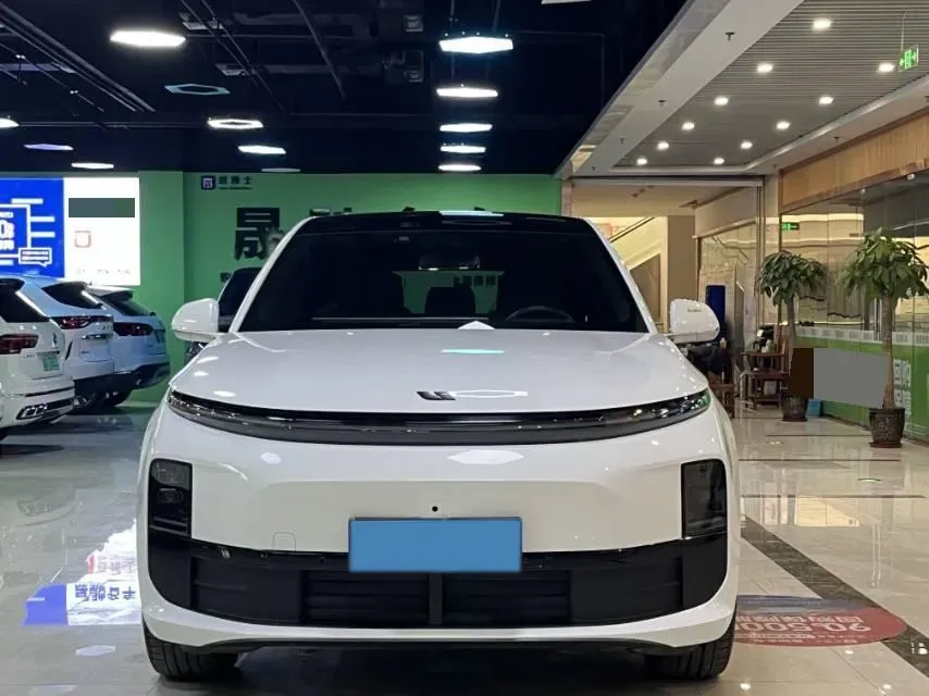 2024 Li L6 Range Extended 154HP L4 REEV 36.8KWH,autocango,china used car exporter,china ev exporter,chinese used car exporter,chinese used ev exporter
