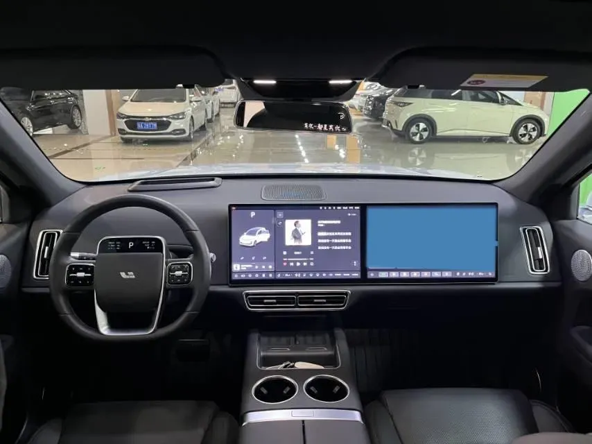 2024 Li L6 Range Extended 154HP L4 REEV 36.8KWH,autocango,china used car exporter,china ev exporter,chinese used car exporter,chinese used ev exporter