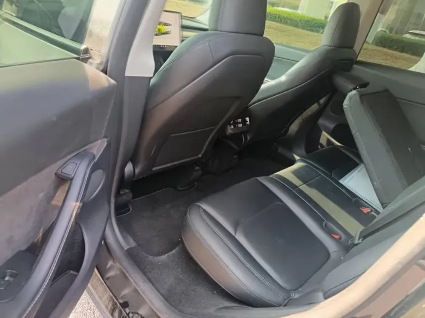 2022 Tesla Model Y BEV 60KWH,autocango,china used car exporter,china ev exporter,chinese used car exporter,chinese used ev exporter