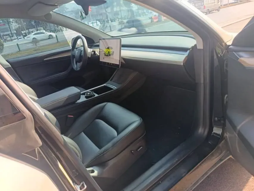 2022 Tesla Model Y BEV 60KWH,autocango,china used car exporter,china ev exporter,chinese used car exporter,chinese used ev exporter