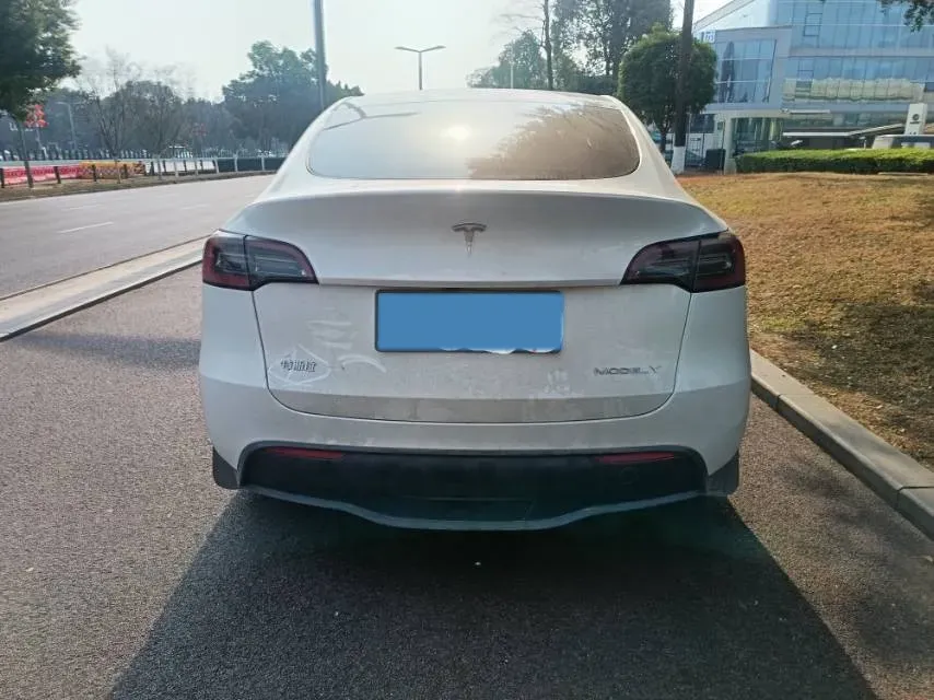 2022 Tesla Model Y BEV 60KWH,autocango,china used car exporter,china ev exporter,chinese used car exporter,chinese used ev exporter