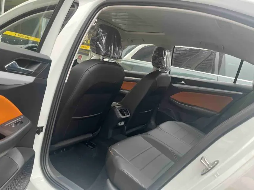 2024 Volkswagen Bora 1.2T 116HP L4 7DCT,autocango,china used car exporter,china ev exporter,chinese used car exporter,chinese used ev exporter