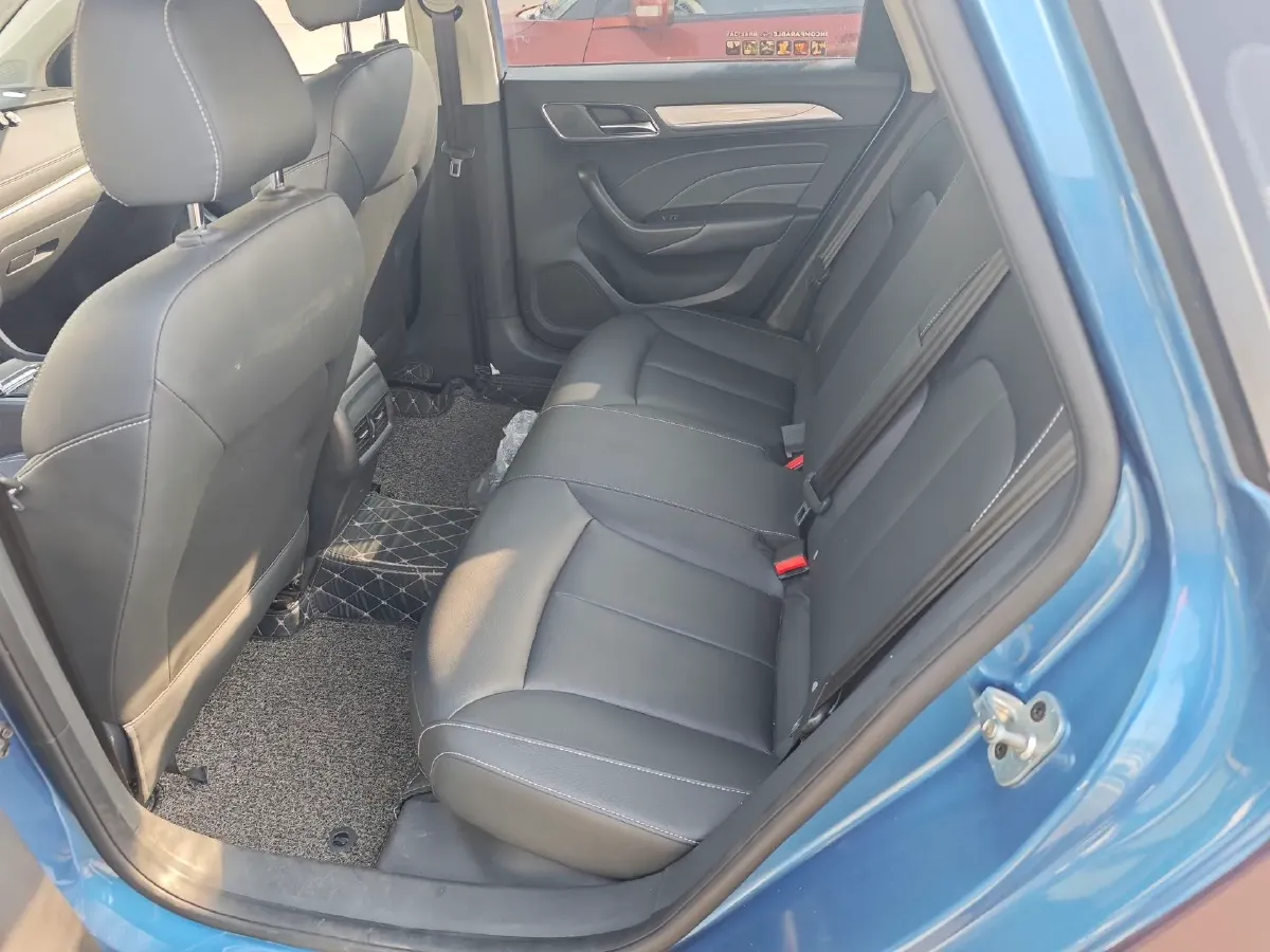 2017 Roewe i6 1.0T 125HP L3 2AT PHEV,autocango,china used car exporter,china ev exporter,chinese used car exporter,chinese used ev exporter