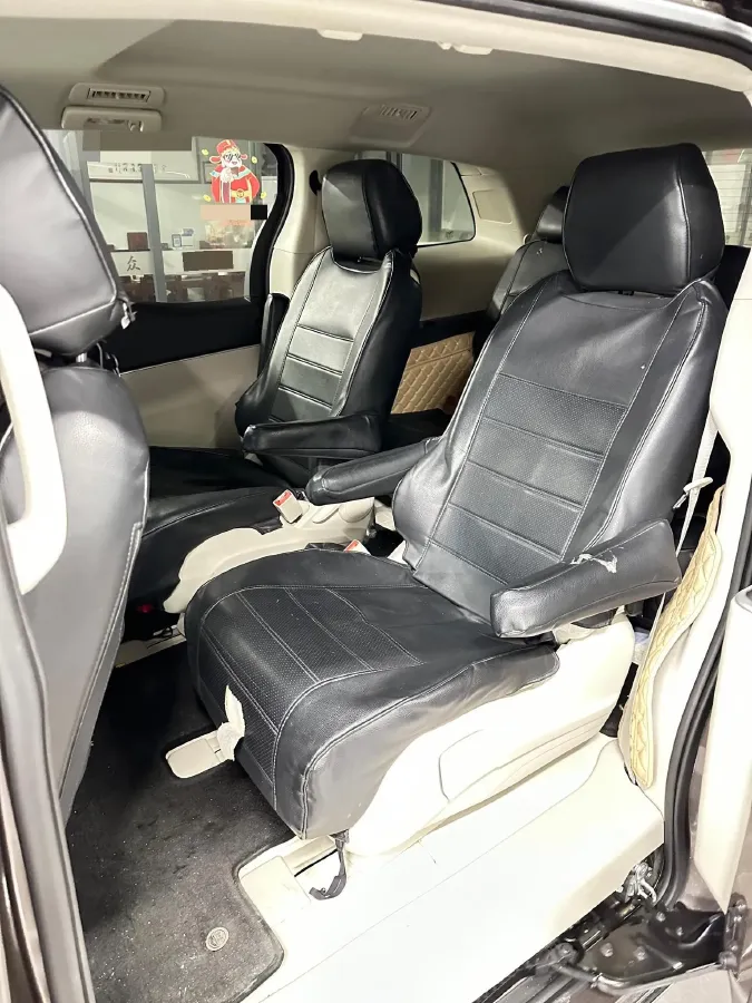 2023 Buick GL8 2.0T 237HP L4 9AT,autocango,china used car exporter,china ev exporter,chinese used car exporter,chinese used ev exporter