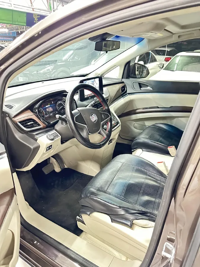 2023 Buick GL8 2.0T 237HP L4 9AT,autocango,china used car exporter,china ev exporter,chinese used car exporter,chinese used ev exporter