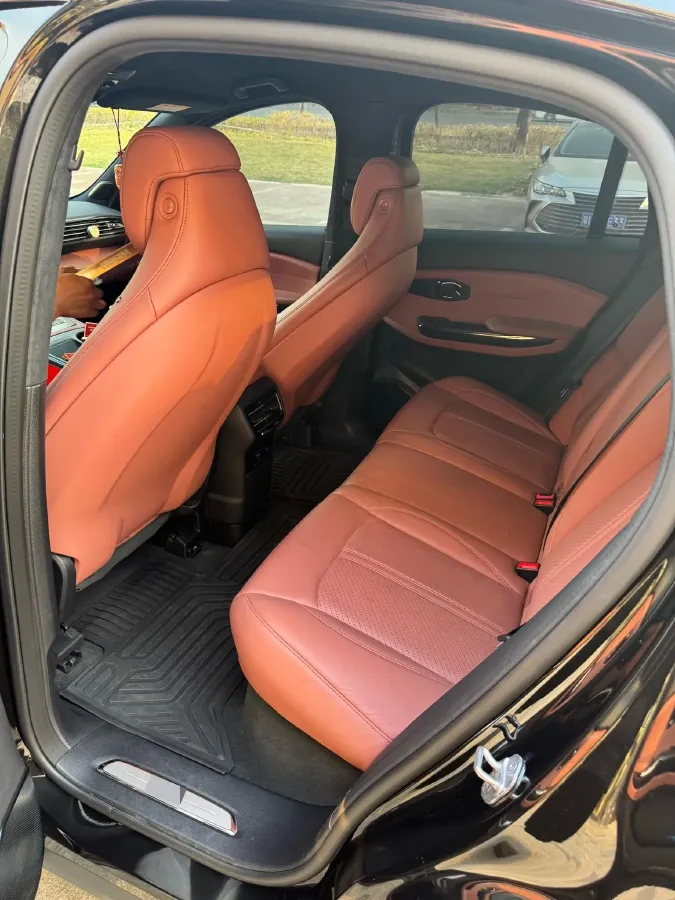 2020 NIO ES8 BEV 84KWH,autocango,china used car exporter,china ev exporter,chinese used car exporter,chinese used ev exporter