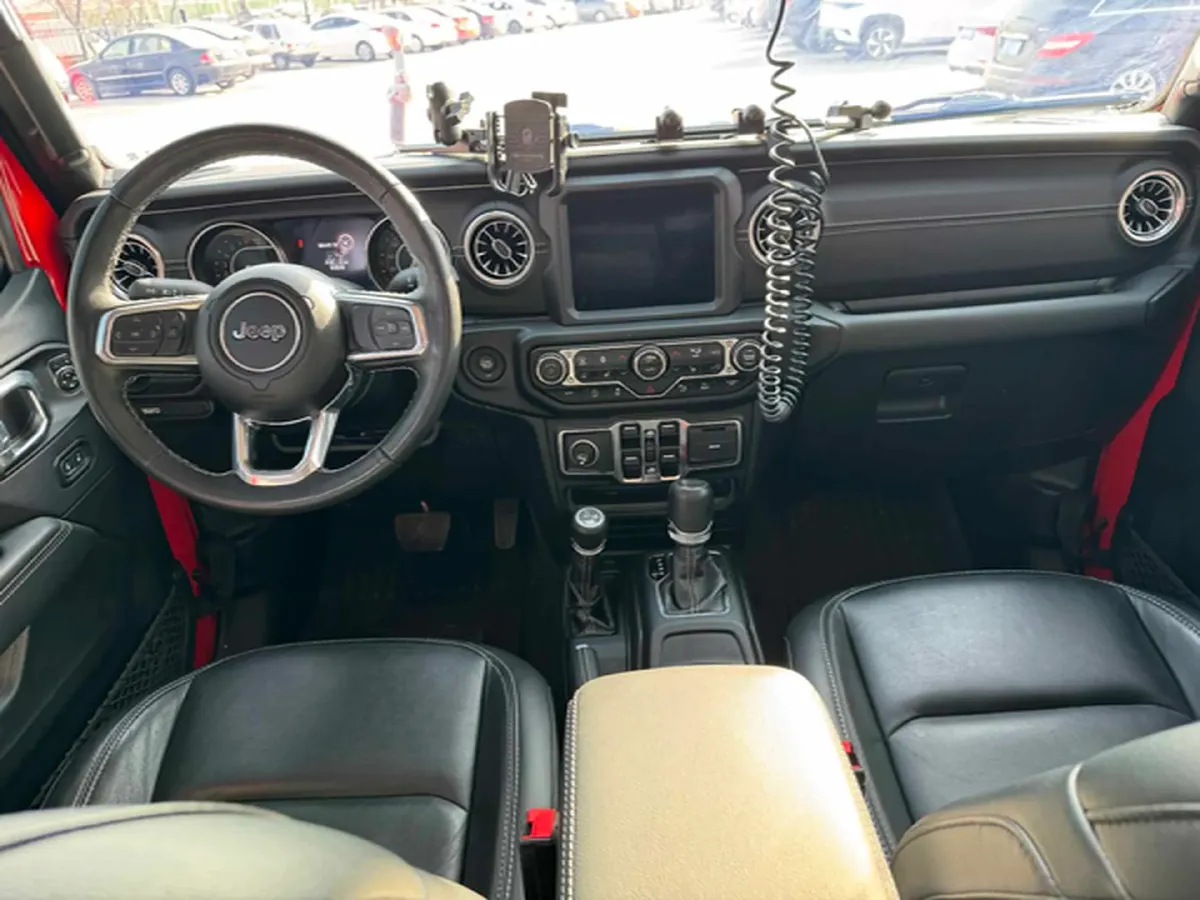 2022 Jeep Gladiator 3.6L 284HP V6 8AT,autocango,china used car exporter,china ev exporter,chinese used car exporter,chinese used ev exporter