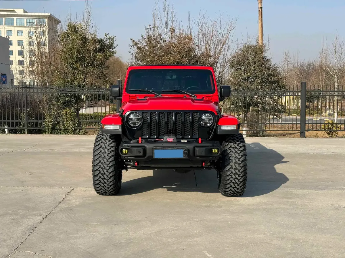 2022 Jeep Gladiator 3.6L 284HP V6 8AT,autocango,china used car exporter,china ev exporter,chinese used car exporter,chinese used ev exporter