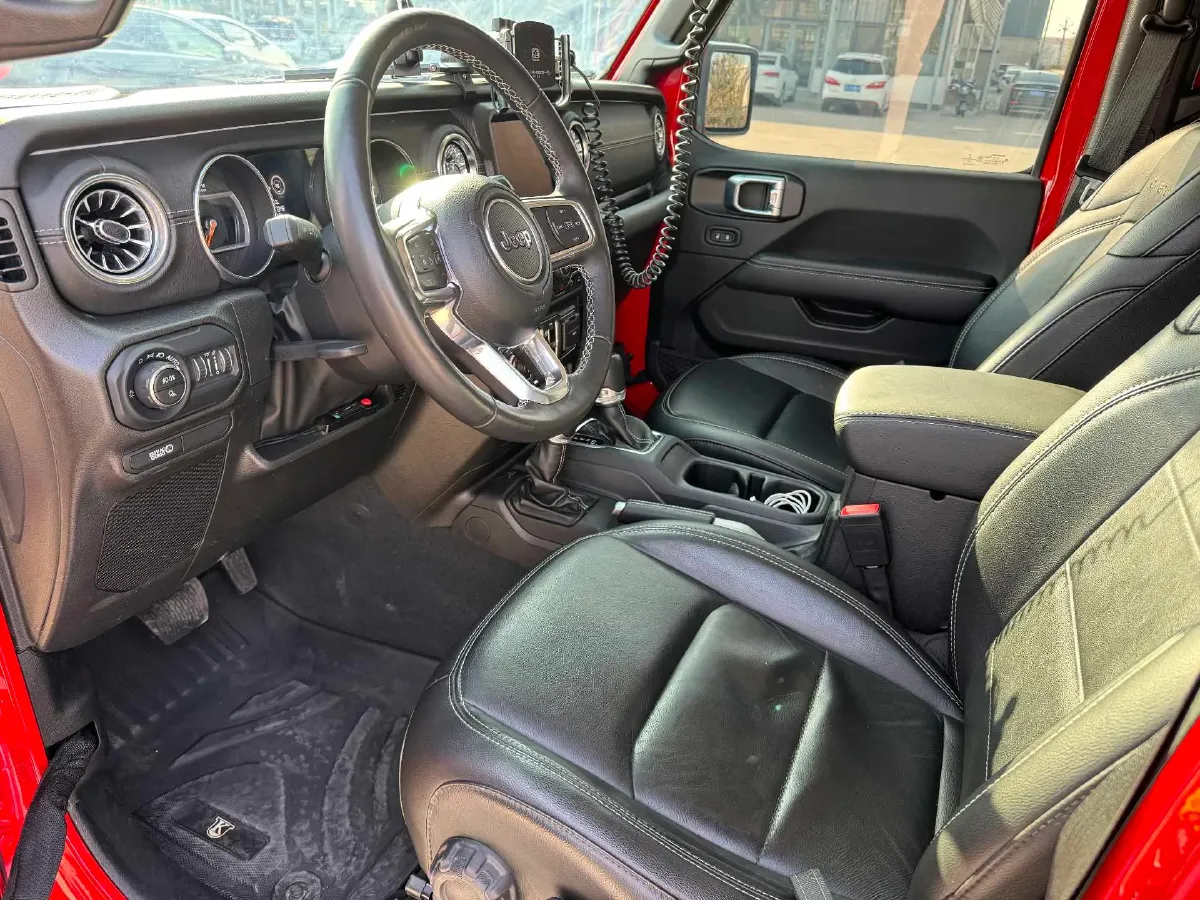 2022 Jeep Gladiator 3.6L 284HP V6 8AT,autocango,china used car exporter,china ev exporter,chinese used car exporter,chinese used ev exporter