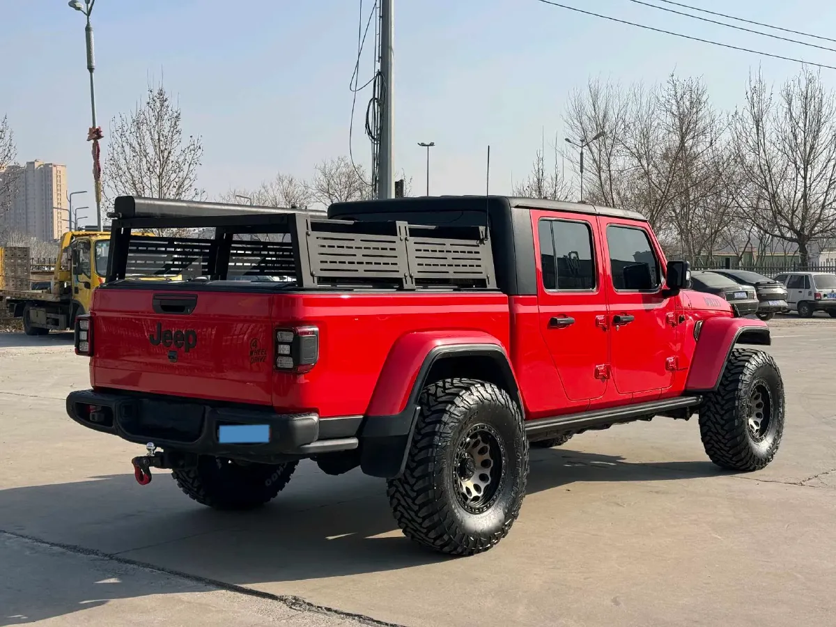 2022 Jeep Gladiator 3.6L 284HP V6 8AT,autocango,china used car exporter,china ev exporter,chinese used car exporter,chinese used ev exporter