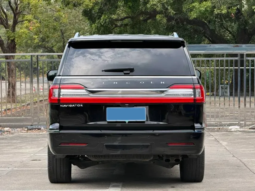 2020 Lincoln Navigator 3.5T 388HP V6 10AT,autocango,china used car exporter,china ev exporter,chinese used car exporter,chinese used ev exporter