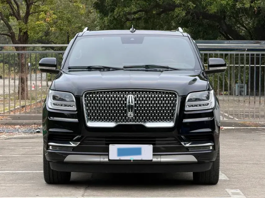 2020 Lincoln Navigator 3.5T 388HP V6 10AT,autocango,china used car exporter,china ev exporter,chinese used car exporter,chinese used ev exporter