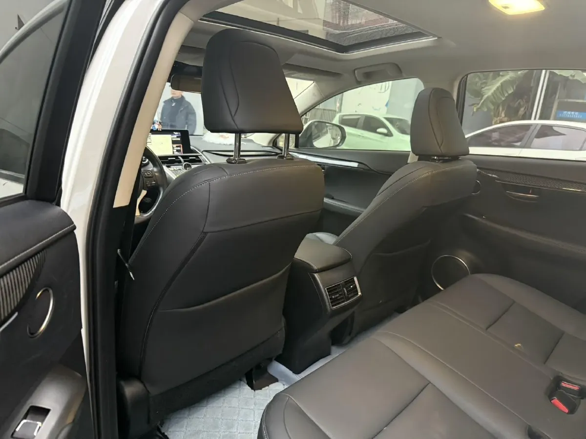 2020 Lexus NX 2.5L 155HP L4 E-CVT Hybrid,autocango,china used car exporter,china ev exporter,chinese used car exporter,chinese used ev exporter