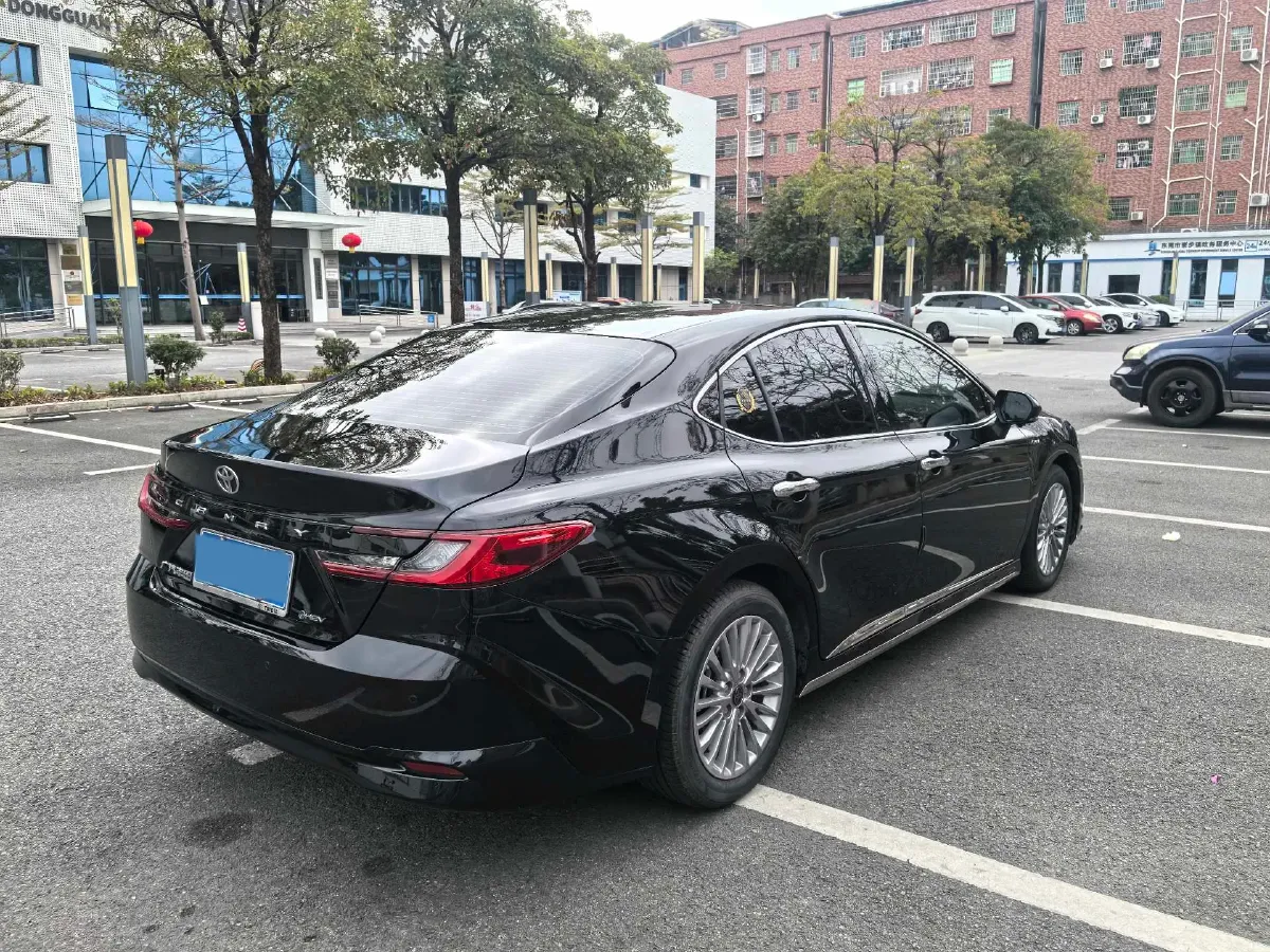 2024 Toyota Camry 2.0L 152HP L4 E-CVT Hybrid,autocango,china used car exporter,china ev exporter,chinese used car exporter,chinese used ev exporter