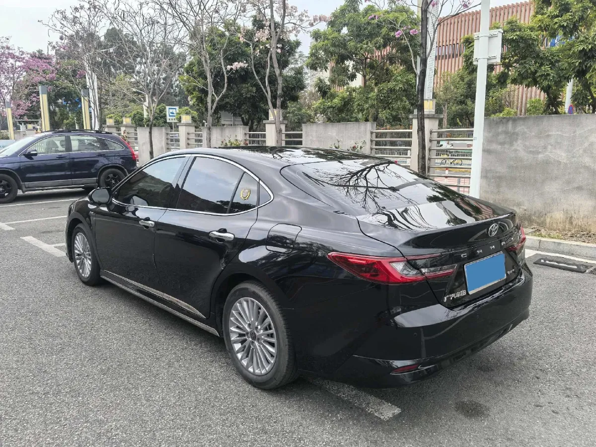 2024 Toyota Camry 2.0L 152HP L4 E-CVT Hybrid,autocango,china used car exporter,china ev exporter,chinese used car exporter,chinese used ev exporter