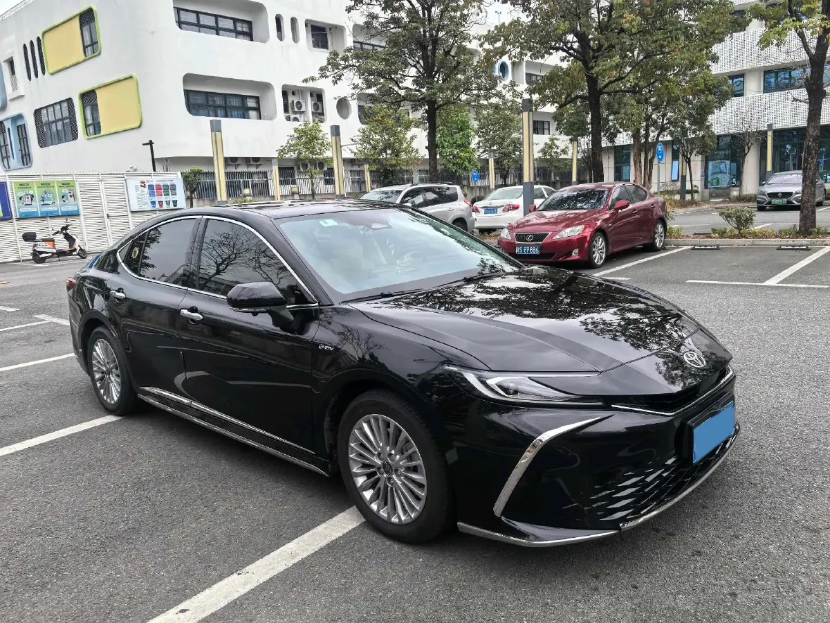 2024 Toyota Camry 2.0L 152HP L4 E-CVT Hybrid,autocango,china used car exporter,china ev exporter,chinese used car exporter,chinese used ev exporter
