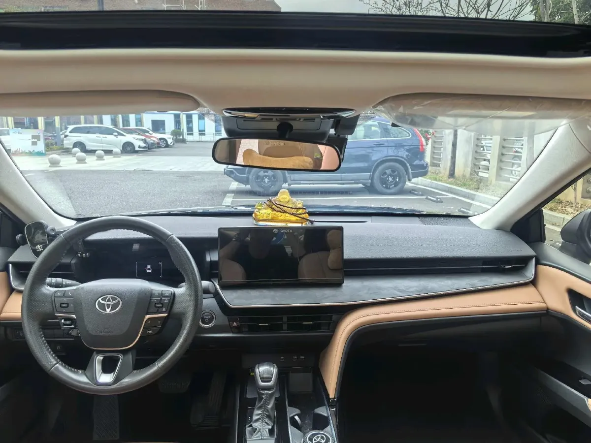 2024 Toyota Camry 2.0L 152HP L4 E-CVT Hybrid,autocango,china used car exporter,china ev exporter,chinese used car exporter,chinese used ev exporter