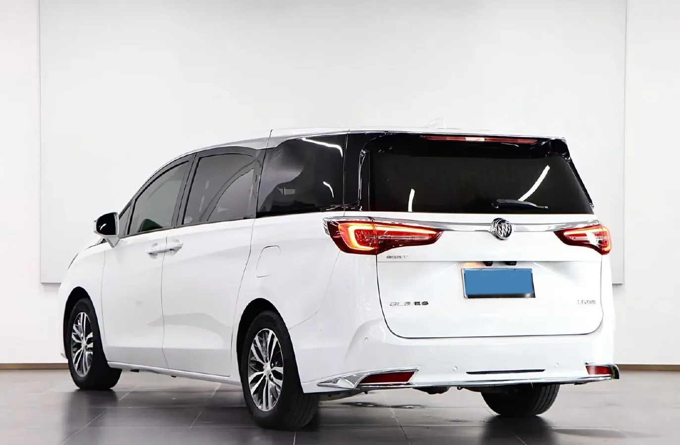 2020 Buick GL8 2.0T 237HP L4 9AT,autocango,china used car exporter,china ev exporter,chinese used car exporter,chinese used ev exporter