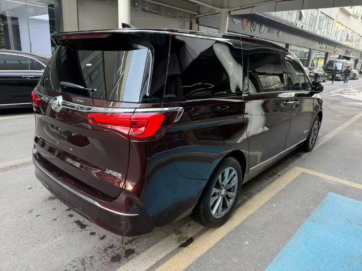 2021 Buick GL8 2.0T 237HP L4 9AT,autocango,china used car exporter,china ev exporter,chinese used car exporter,chinese used ev exporter