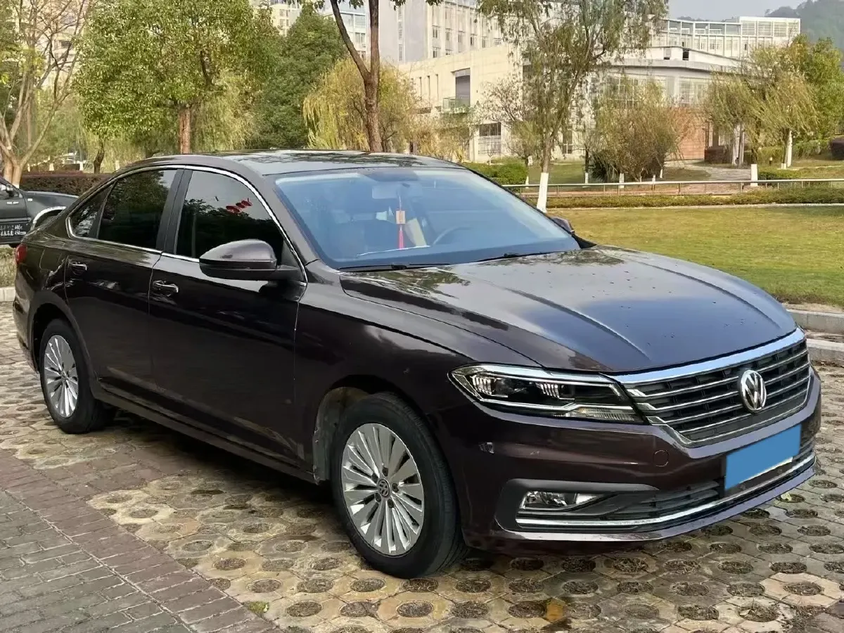 2018 Skoda Karoq 1.4T 150HP L4 7DCT,autocango,china used car exporter,china ev exporter,chinese used car exporter,chinese used ev exporter