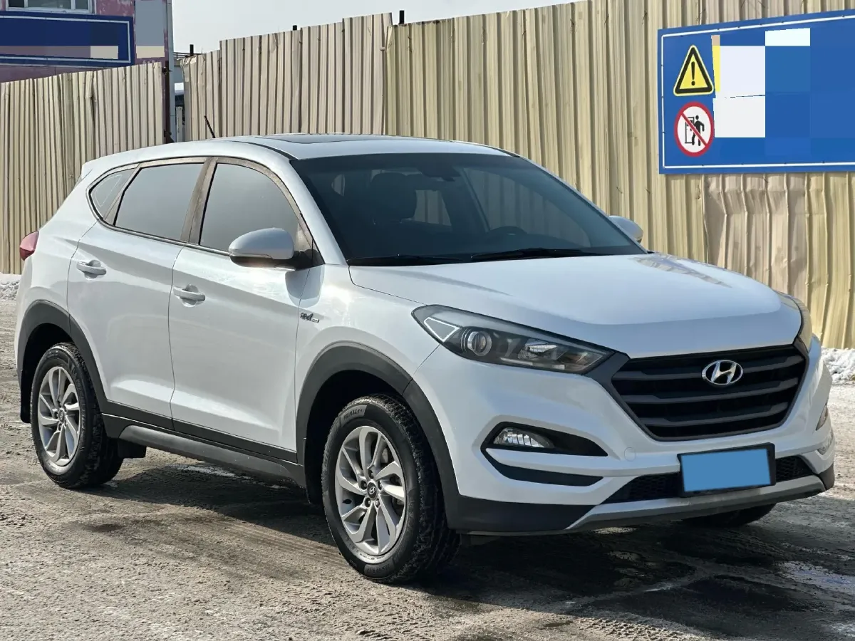 2015 Hyundai Tucson 1.6T 177HP L4 7DCT,autocango,china used car exporter,china ev exporter,chinese used car exporter,chinese used ev exporter