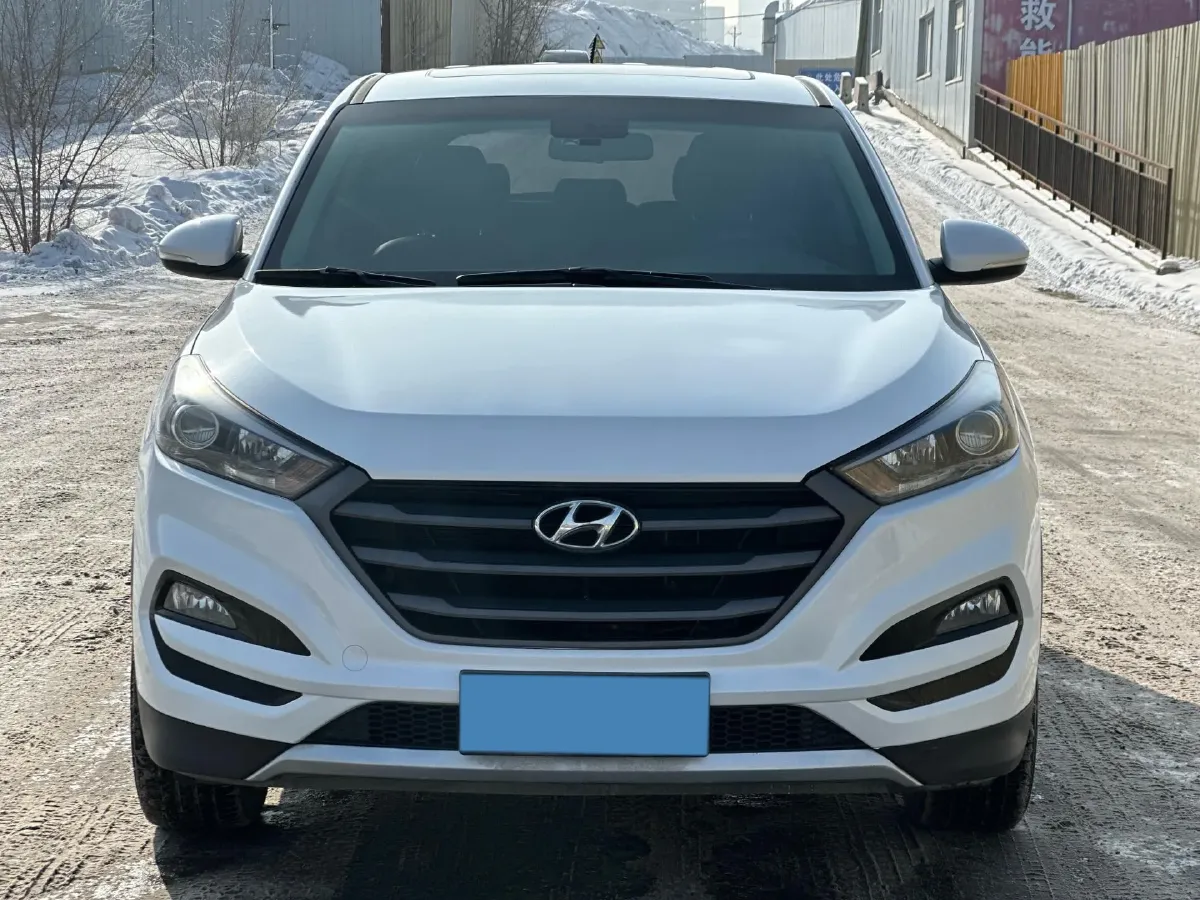 2015 Hyundai Tucson 1.6T 177HP L4 7DCT,autocango,china used car exporter,china ev exporter,chinese used car exporter,chinese used ev exporter
