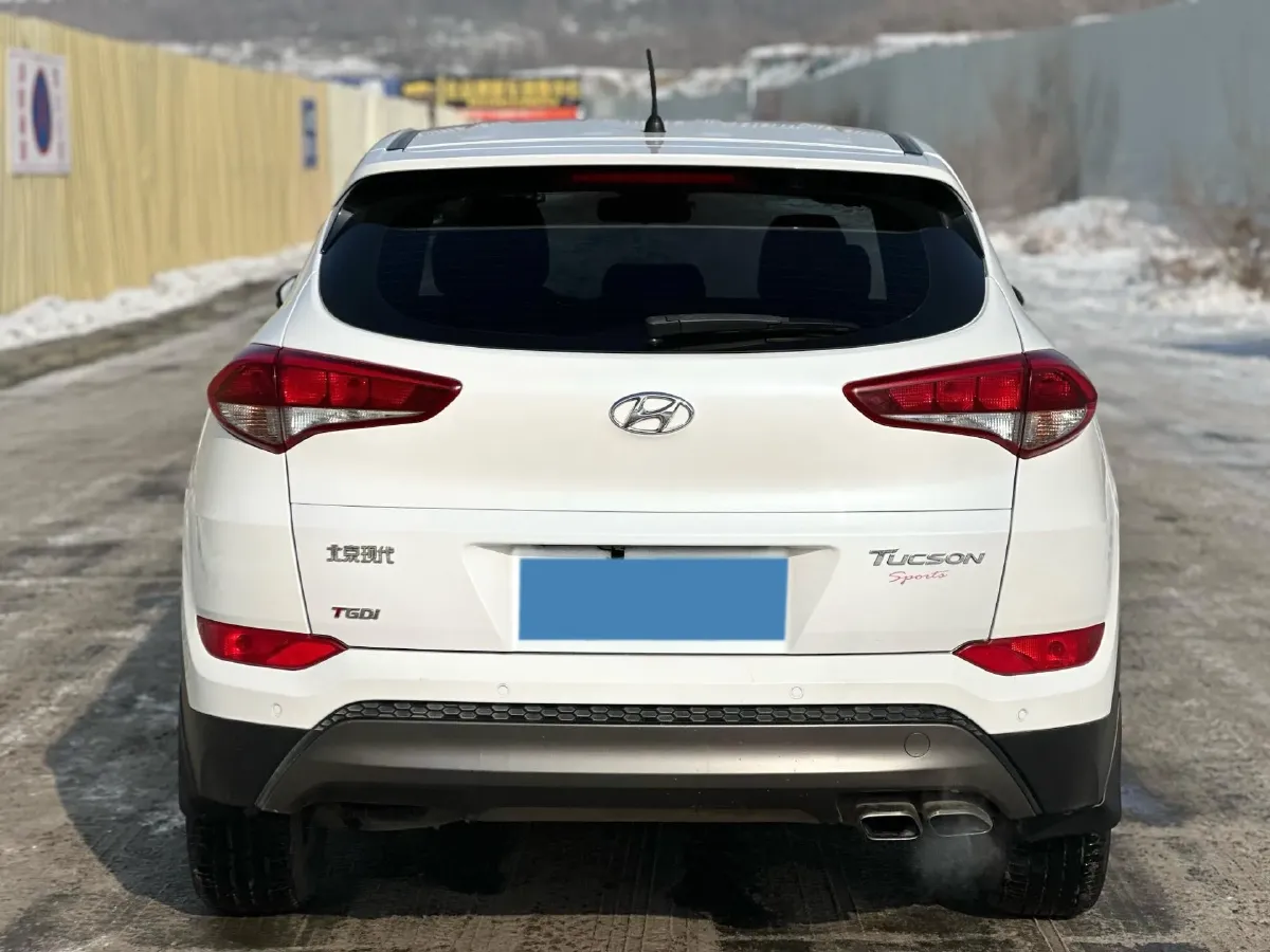 2015 Hyundai Tucson 1.6T 177HP L4 7DCT,autocango,china used car exporter,china ev exporter,chinese used car exporter,chinese used ev exporter