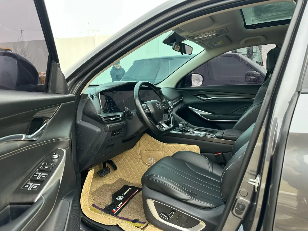 2020 ChangAn CS75 Plus 1.5T 178HP L4 6AT,autocango,china used car exporter,china ev exporter,chinese used car exporter,chinese used ev exporter