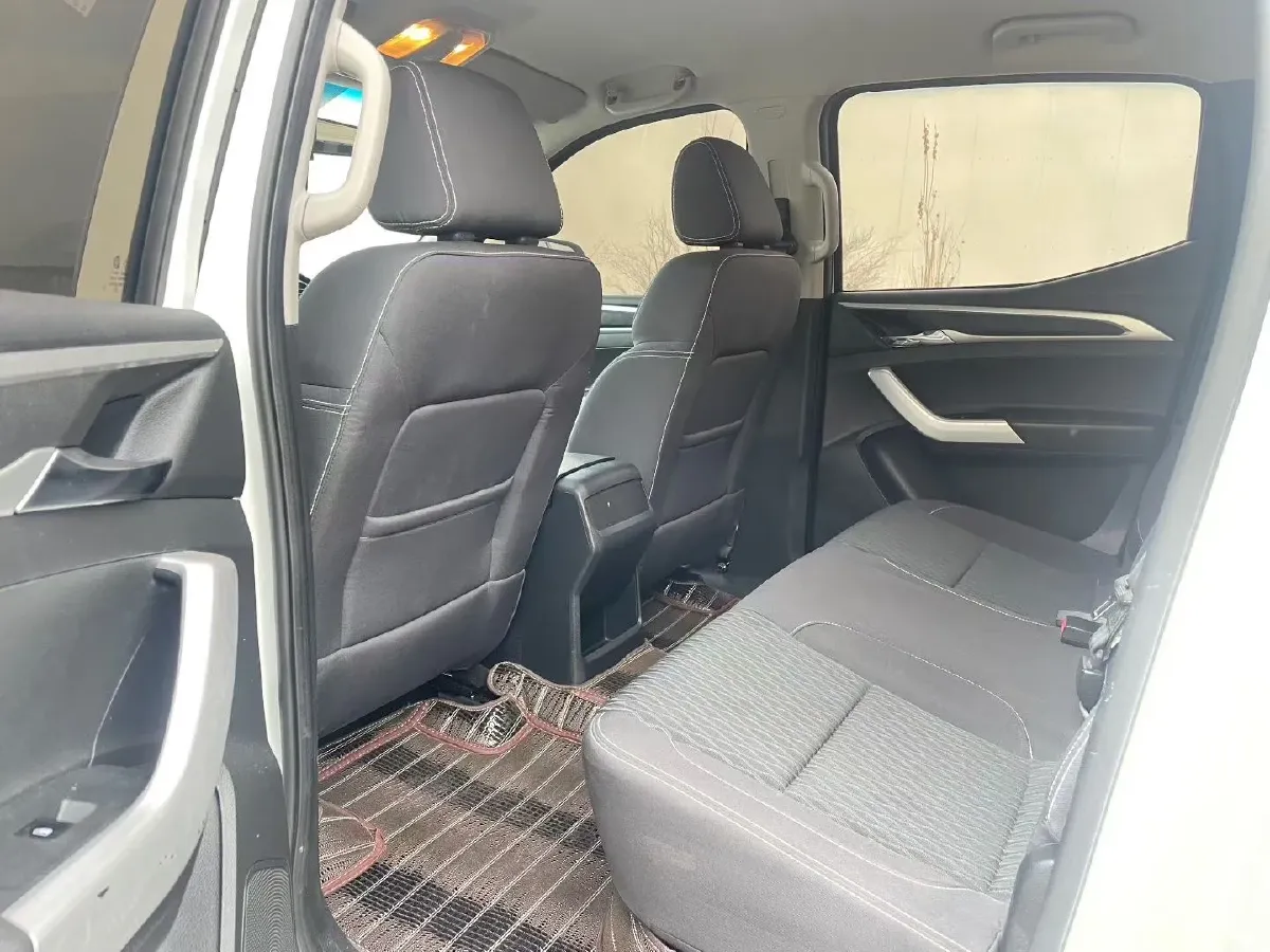 2022 MAXUS T60 2.0T 136HP L4 6MT,autocango,china used car exporter,china ev exporter,chinese used car exporter,chinese used ev exporter